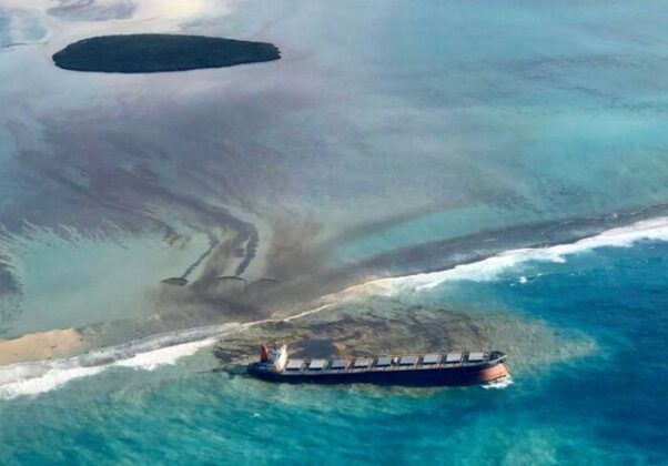 Disastro Ambientale A Mauritius Tonnellate Di Carburante In Mare